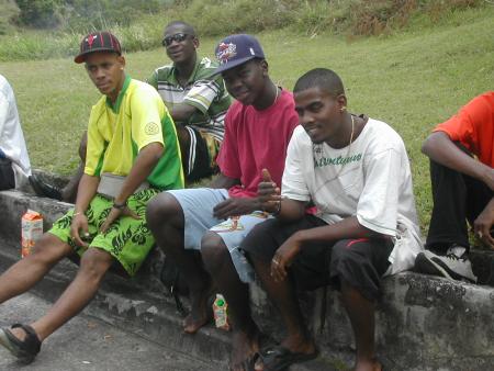 tjrs les soldats du m-v la famille !!!