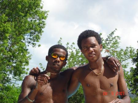 le king 97226 & Dédo